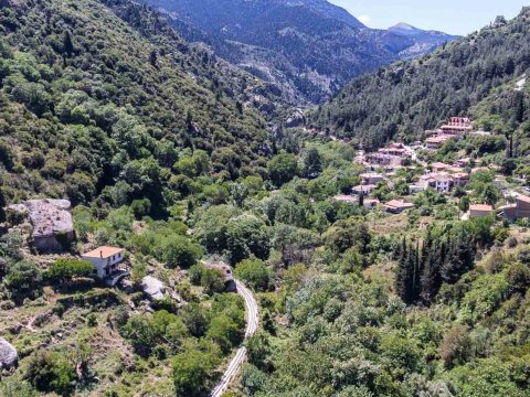 hiking-vouraikos-gorge-canyon-greece-πεζοπορια-trekking-φαραγγι.jpg12