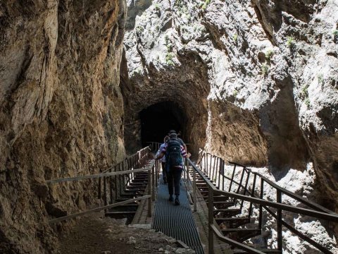 hiking-vouraikos-gorge-canyon-greece-πεζοπορια-trekking-φαραγγι.jpg6