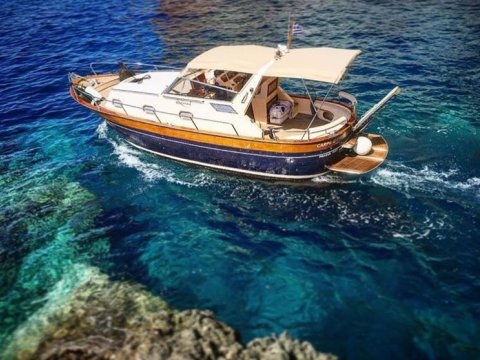 boat-tour-mani-cruise-greece-karavostasi-gerolimenas.jpg4