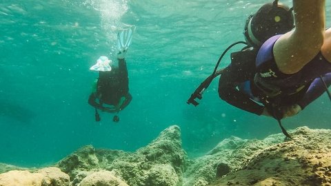 Καταδύσεις Γνωριμίας στην Μάνη