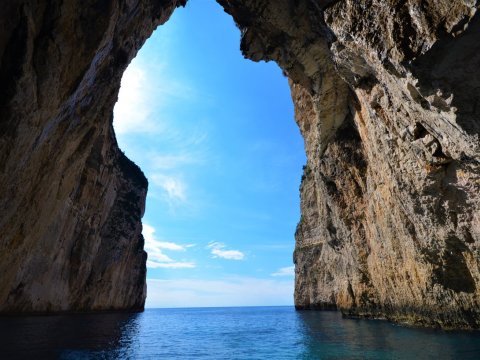 paxos-antipaxos-boat-trip-cruise-greece-blue-cave-σκάφος-παξους-αντιπαξους.jpg10