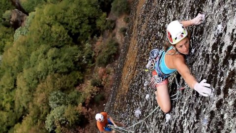 via ferrata-trekking-papigo-meteora-gamila-konitsa-greece.jpg4