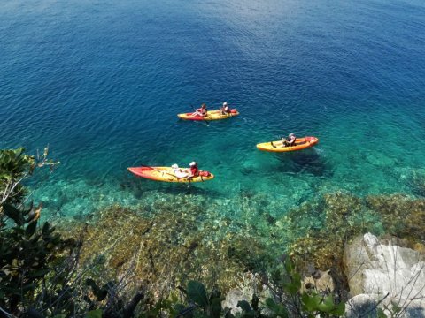 Sunset-sea-kayak-tour-thassos-greece (7)