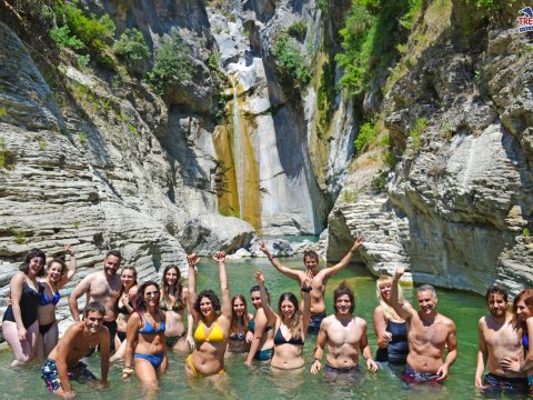 river-trekking-hiking-manikia-waterfalls-evia-greece-πεζοπορια-καταρράκτες