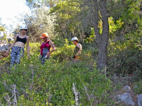 river-trekking-bolovinaina-nileas-evia-hiking-canyon-gorge-φαραγγια-ευβοια-πολοβίναινα-greece.jpg12
