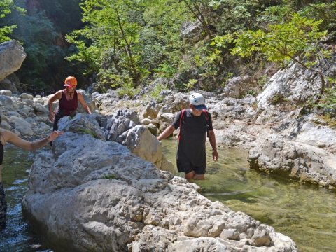 river-trekking-bolovinaina-nileas-evia-hiking-canyon-gorge-φαραγγια-ευβοια-πολοβίναινα-greece.jpg11