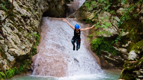 river-trekking-canyonig-neda-camping-greece-πεζοπορια.jpg11