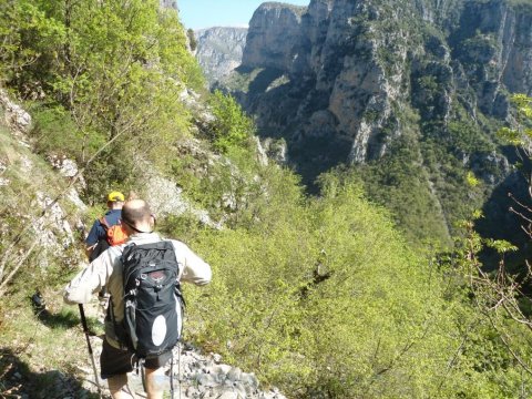 hiking-vikos-greece-trekking-βικος-πεζοπορια-φαραγγι-gorge.jpg3
