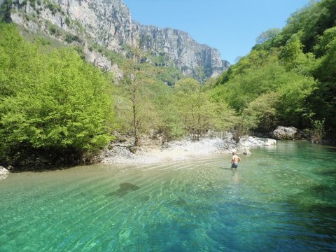 hiking-vikos-greece-trekking-βικος-πεζοπορια-φαραγγι-gorge