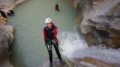 Canyoning στον Άγιο Λουκά Ξυλόκαστρο