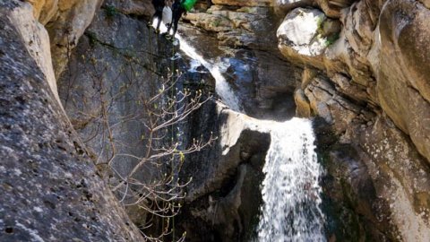 canyoning-rodokalos-gorge-greece-φαραγγι.jpg8