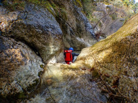 canyoning-rodokalos-gorge-greece-φαραγγι.jpg4