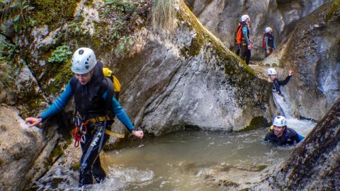 canyoning-rodokalos-gorge-greece-φαραγγι.jpg3