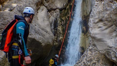 canyoning-rodokalos-gorge-greece-φαραγγι.jpg2