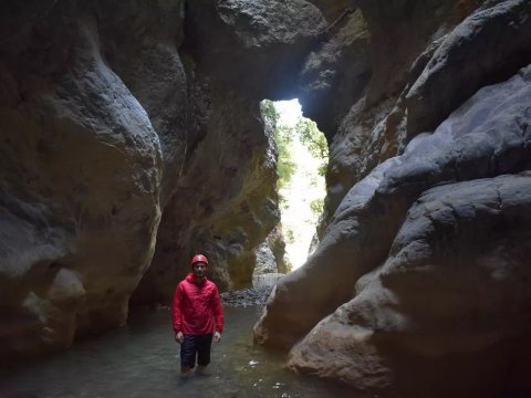 hikinh-elati-trikala-mpei-cave-πεζοπορια-greece-