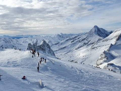 austria-ski-resort-hintertuxer.jpg10
