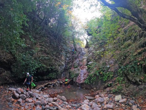 canyoing-vasilika-papades-waterfalls-greece-φαραγγι-βασιλικων-καταρρακτες-παπαδες.jpg3