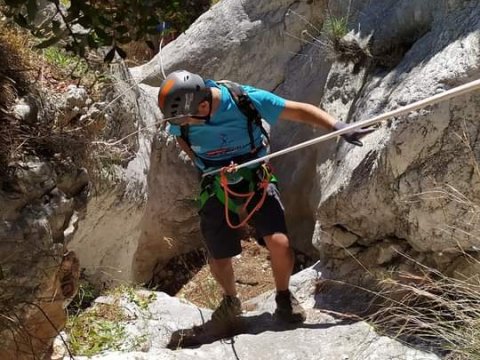 canyoning-loutraki-gorge-greece-φαραγγι