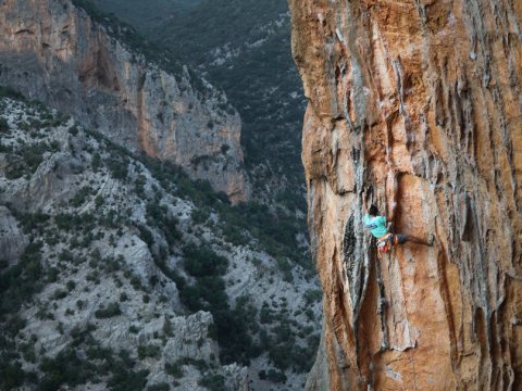climbing-leonidio-greece-αναρρίχηση-λεωνιδιο.jpg4