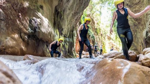 river-trekking-neada-hiking-greece-waterfalls-καταρακτες-greece.jpg6