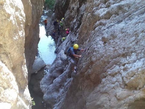 via-ferrata-evrytania-mayri-spilia-black-cave-greece (1)