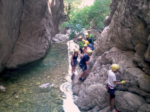 via-ferrata-evrytania-mayri-spilia-black-cave-greece (14)