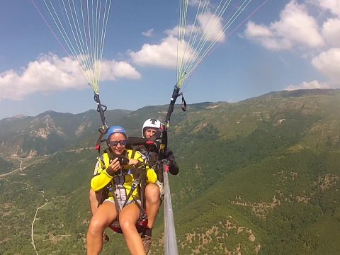 paragliding-tandem-flight-kaimaktsalan-αλεξιπτωτο-πλαγιασ-παραπεντε (5)