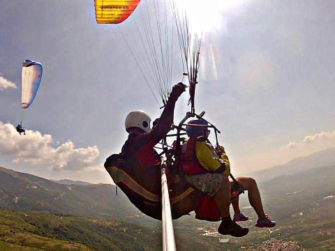 paragliding-tandem-flight-kaimaktsalan-αλεξιπτωτο-πλαγιασ-παραπεντε (11)