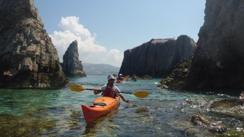 Καγιάκ στην Πάρο & στην Αντίπαρο