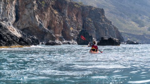 sea-kayaking-4-days-chania-crete-creta-greece (9)