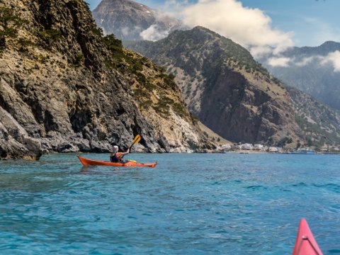 sea-kayaking-4-days-chania-crete-creta-greece (4)