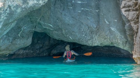 sea-kayaking-4-days-chania-crete-creta-greece (12)