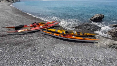 sea-kayak-crete-greece-8-days-expedition (3)