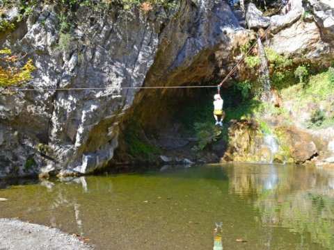 drymonas-waterfall-evia-river-trekking-greece (2)