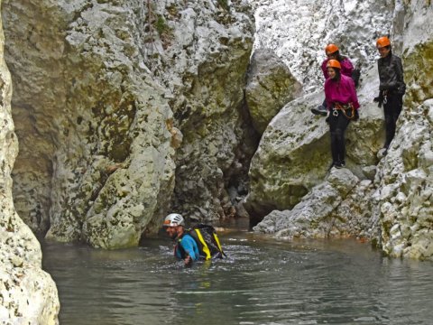 canyoning-xavos-gorge-evia-φαραγγι-χαβου-greece (2)