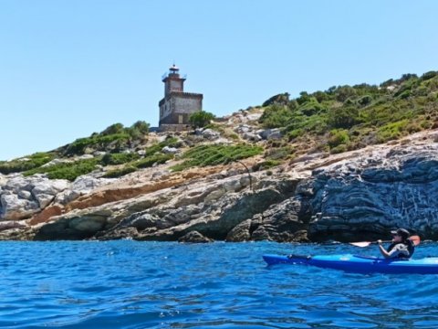 sea-kayak-poros-2-days-wild-camp-greece (1)