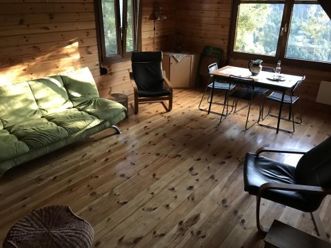 wood-chalet-kalavrita-forest-house-accommodation-διαμονη (13)