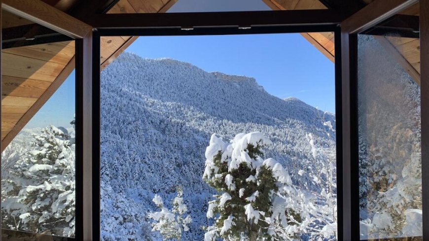 Ξύλινο Chalet στο Δάσος κοντά Καλάβρυτα