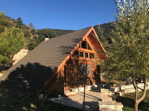 wood-chalet-kalavrita-forest-house-accommodation-διαμονη (1)