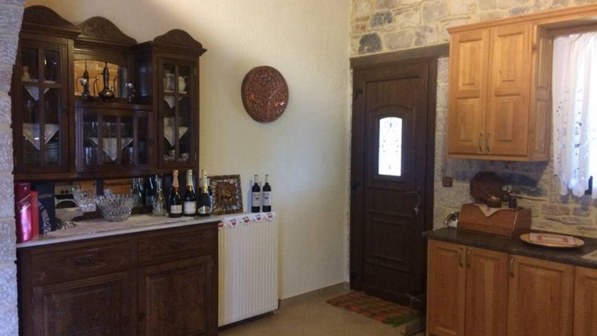 Ορεινό Σαλέ Ζήρειας, κοντά στον Φενεό/Λίμνη Δόξα