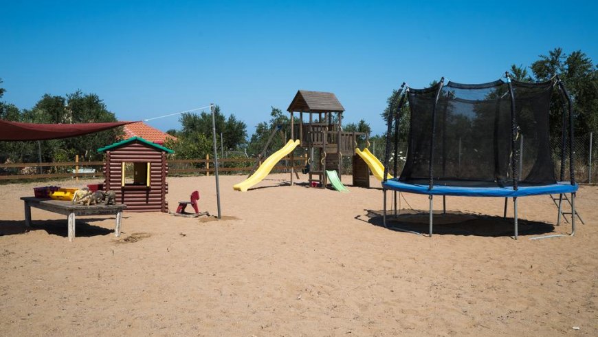 Glambing Tents in Marathopoli Messinia