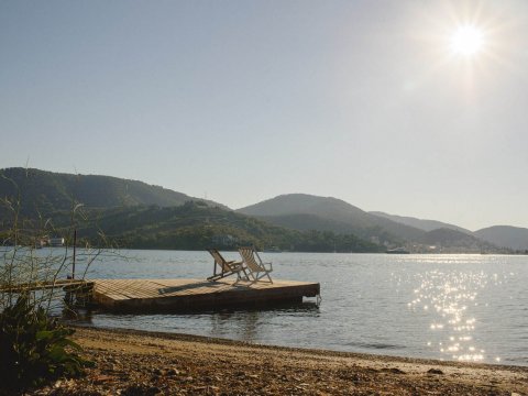 glambing-eco-tents-poros-greece (3)