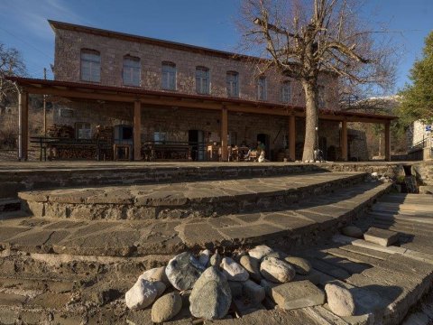 guesthouse-refuge-smolikas-konitsa-pindus-greece (11)