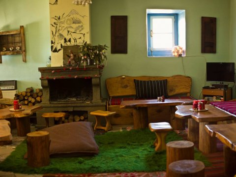 guesthouse-refuge-smolikas-konitsa-pindus-greece (6)