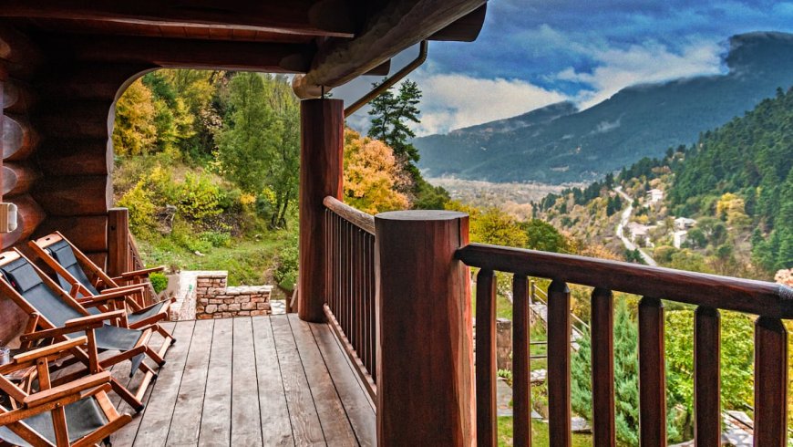 Wooden Chalet in Kerpenisi