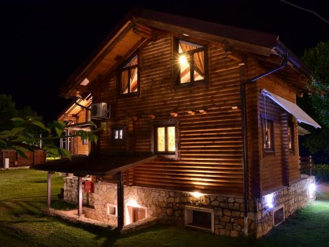 wood-chalet-house-σπιτια-karpenisi-greece (16)