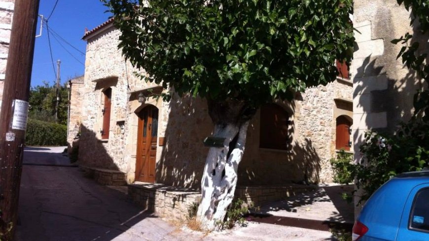 Stone House with Attic, Douliana Chania