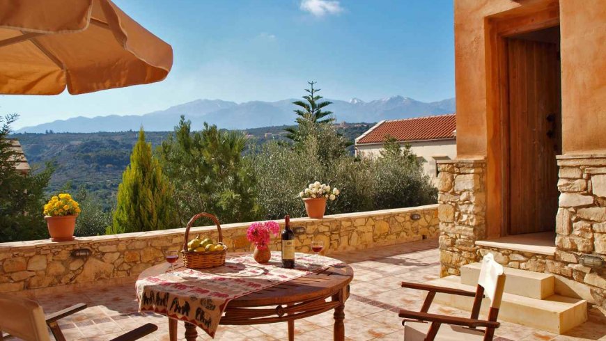 Stone House with Attic, Douliana Chania