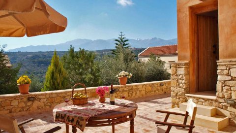 Stone House with Attic, Douliana Chania