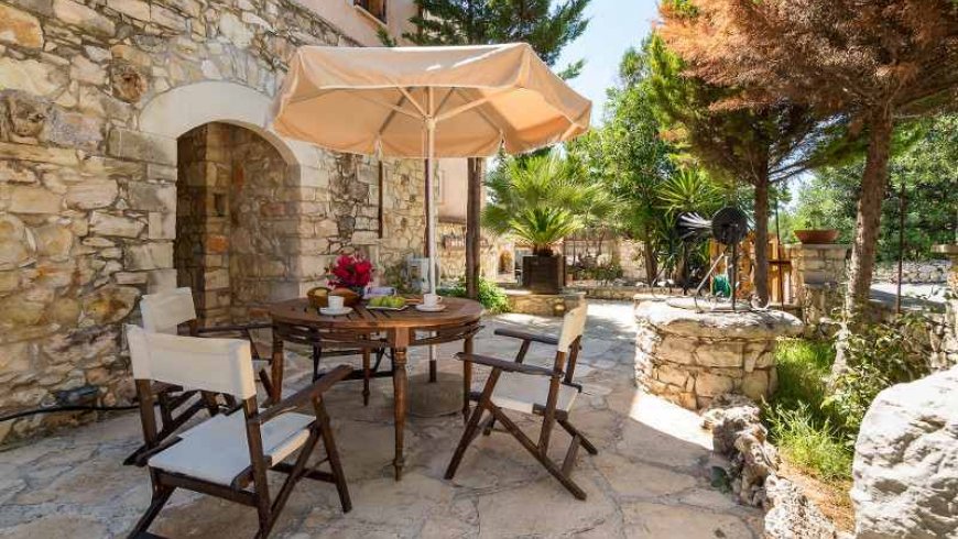 Stone House 2floor Douliana Chania